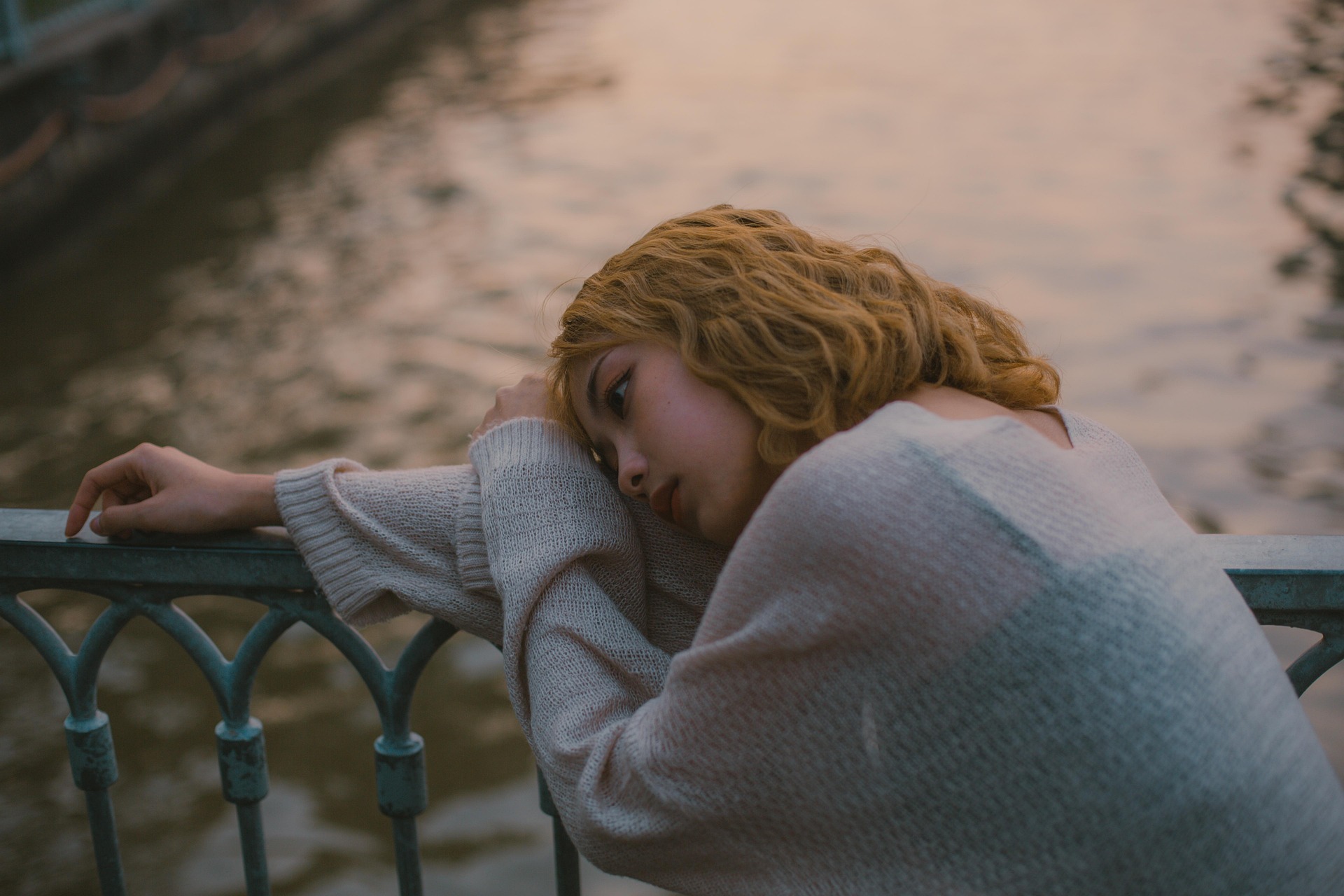 synonyms for anxious